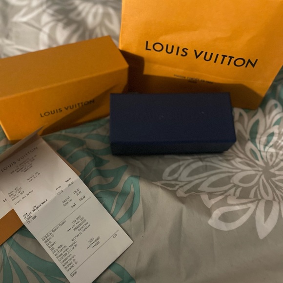 Authentic Louis Vuitton Glide square green marble sunglasses - Picture 6 of 8